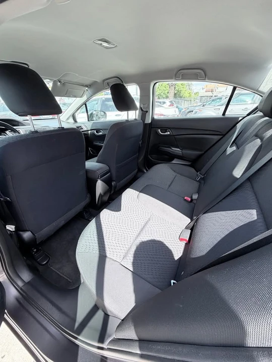 2015 Honda Civic 9th Gen - Image 5 of 7