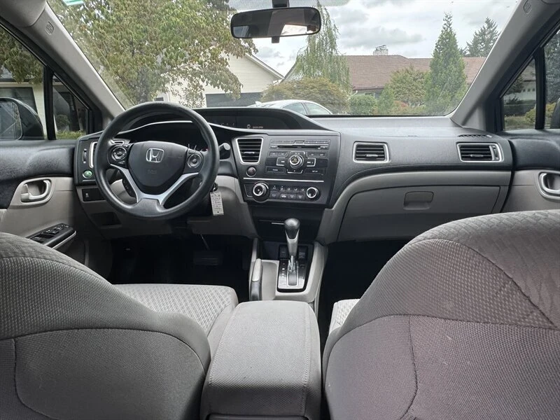 2015 Honda Civic 9th Gen - Image 9 of 20
