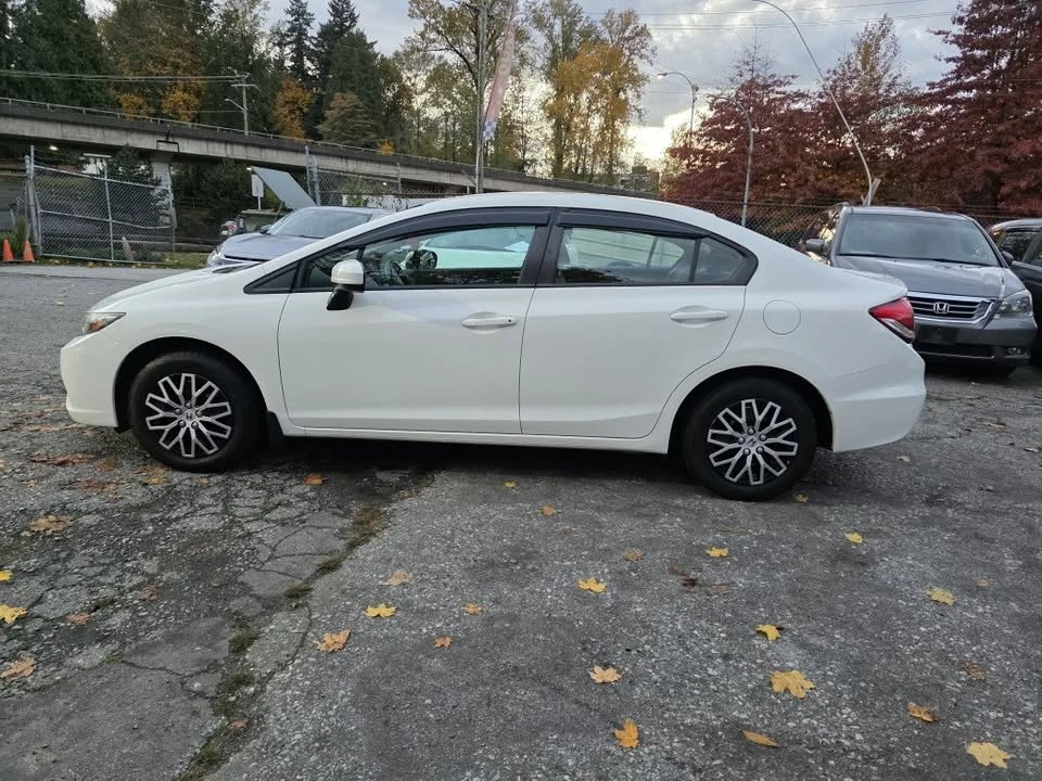 2015 Honda Civic 9th Gen - Image 2 of 16
