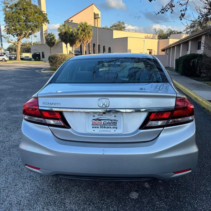 2015 Honda Civic 9th Gen - Image 4 of 17