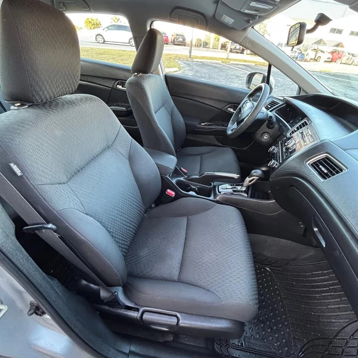 2015 Honda Civic 9th Gen - Image 11 of 17