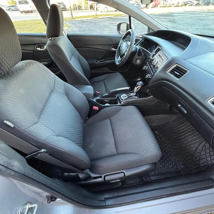 2015 Honda Civic 9th Gen - Image 15 of 17