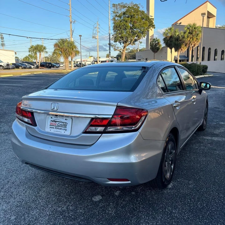 2015 Honda Civic 9th Gen - Image 5 of 17