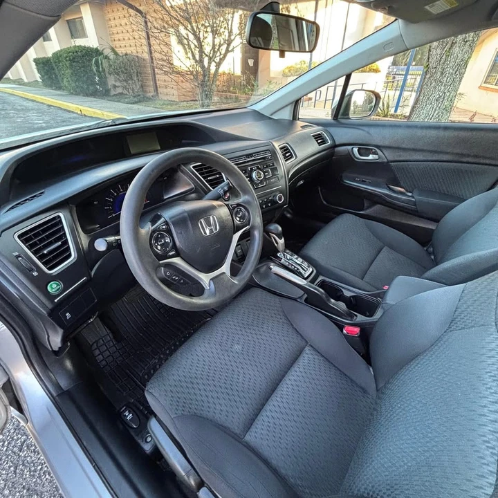 2015 Honda Civic 9th Gen - Image 7 of 17