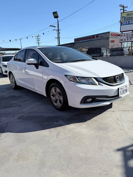 2015 Honda Civic 9th Gen - Image 2 of 8