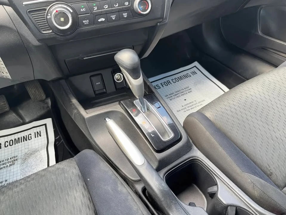 2015 Honda Civic 9th Gen - Image 10 of 14