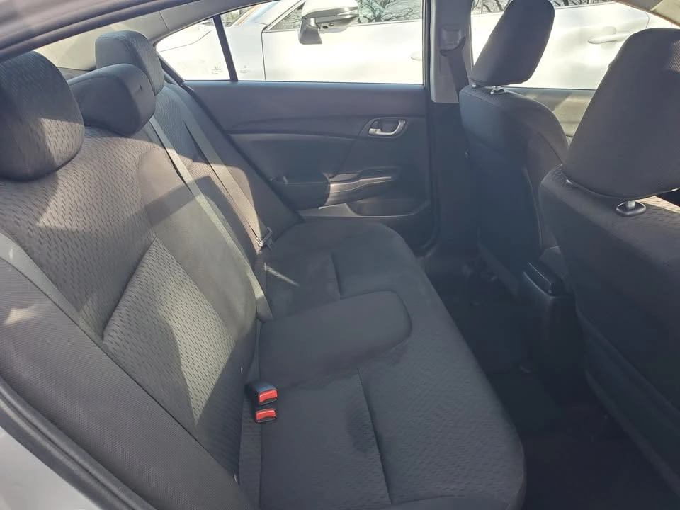 2015 Honda Civic 9th Gen - Image 11 of 17