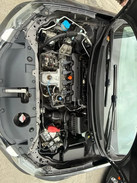 2015 Honda Civic 9th Gen - Image 18 of 19