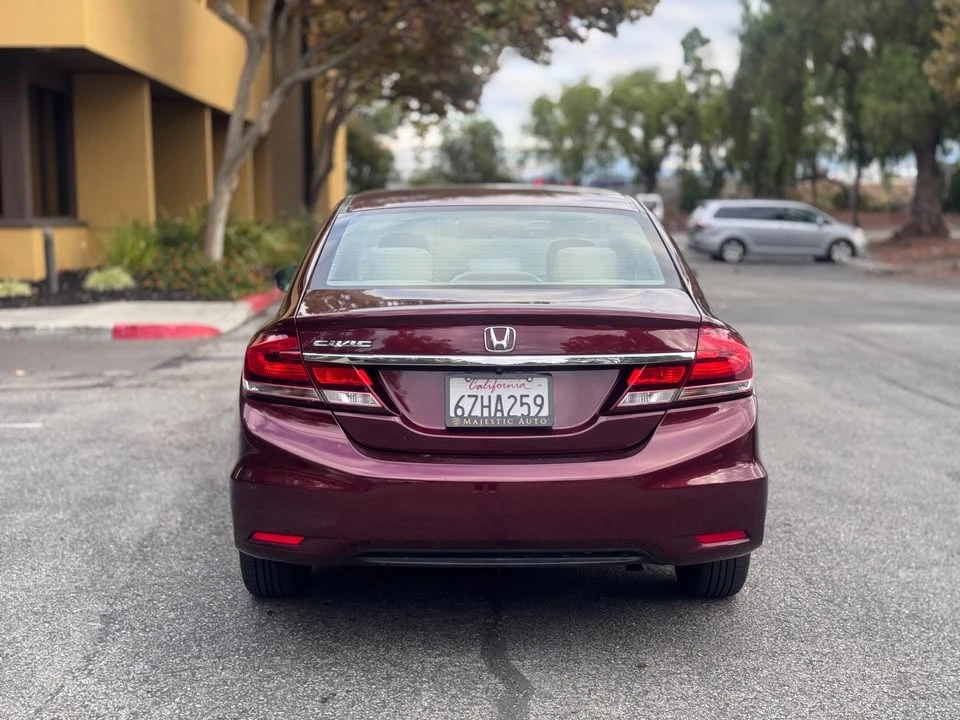 2015 Honda Civic 9th Gen - Image 7 of 16