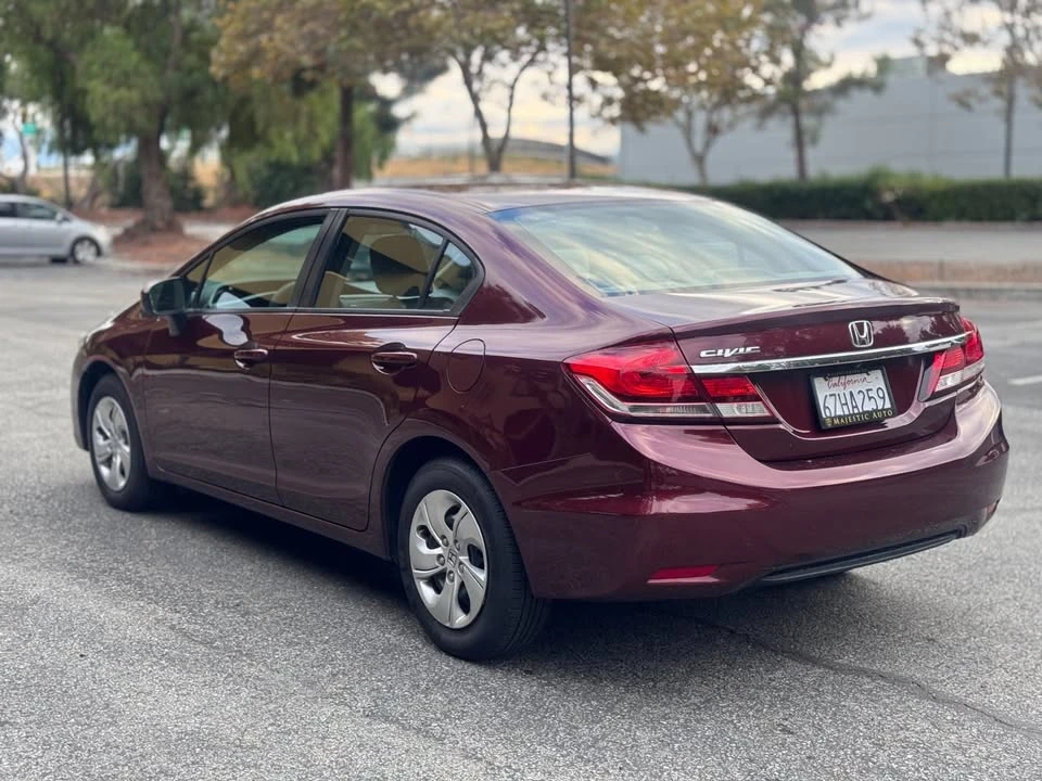 2015 Honda Civic 9th Gen - Image 8 of 16
