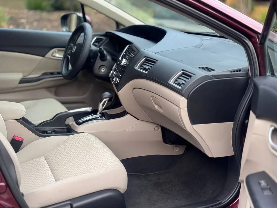 2015 Honda Civic 9th Gen - Image 13 of 16