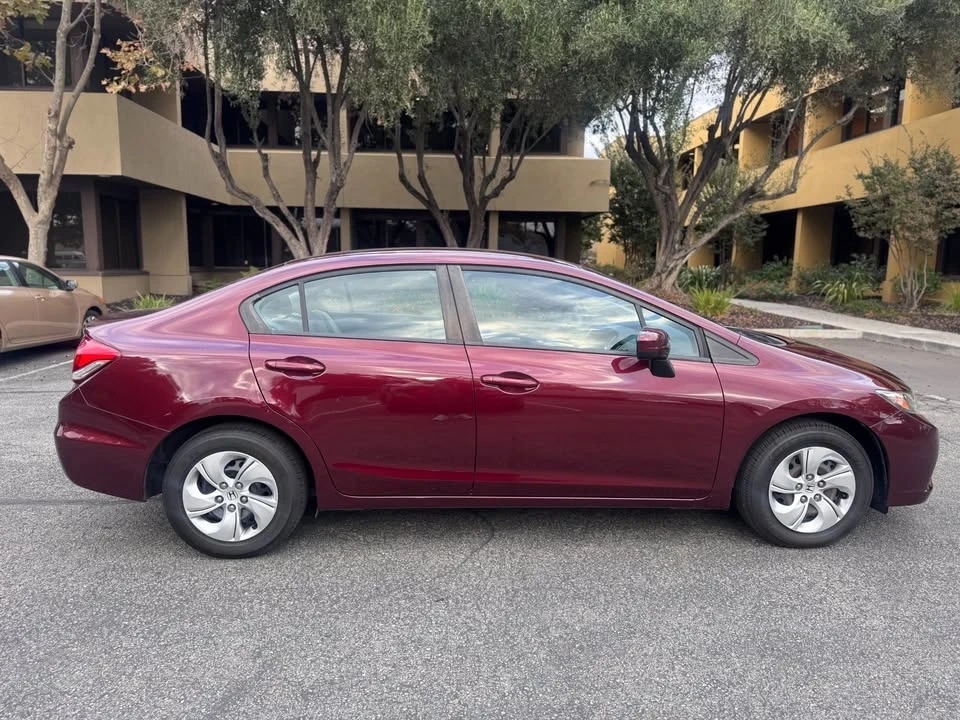 2015 Honda Civic 9th Gen - Image 5 of 16