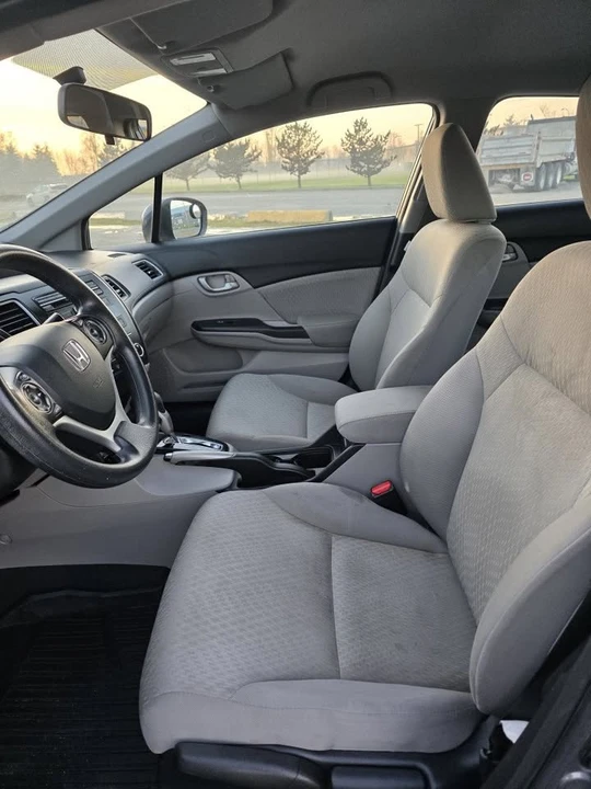 2015 Honda Civic 9th Gen - Image 12 of 13