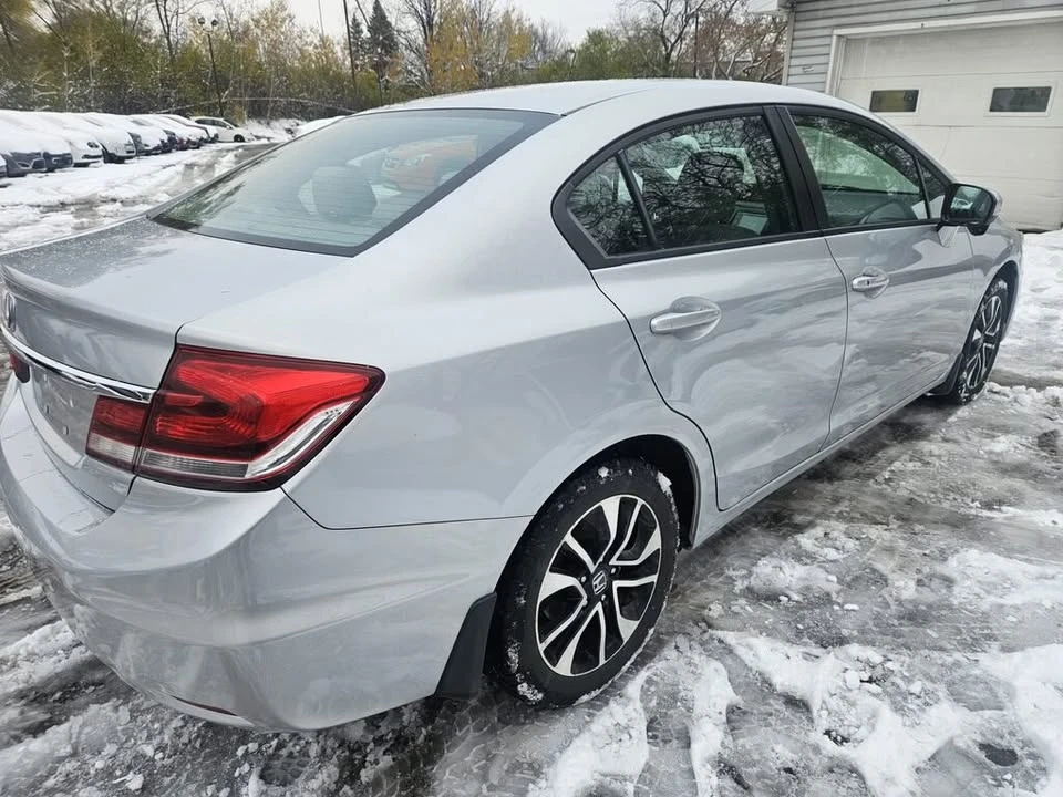 2015 Honda Civic 9th Gen - Image 4 of 17