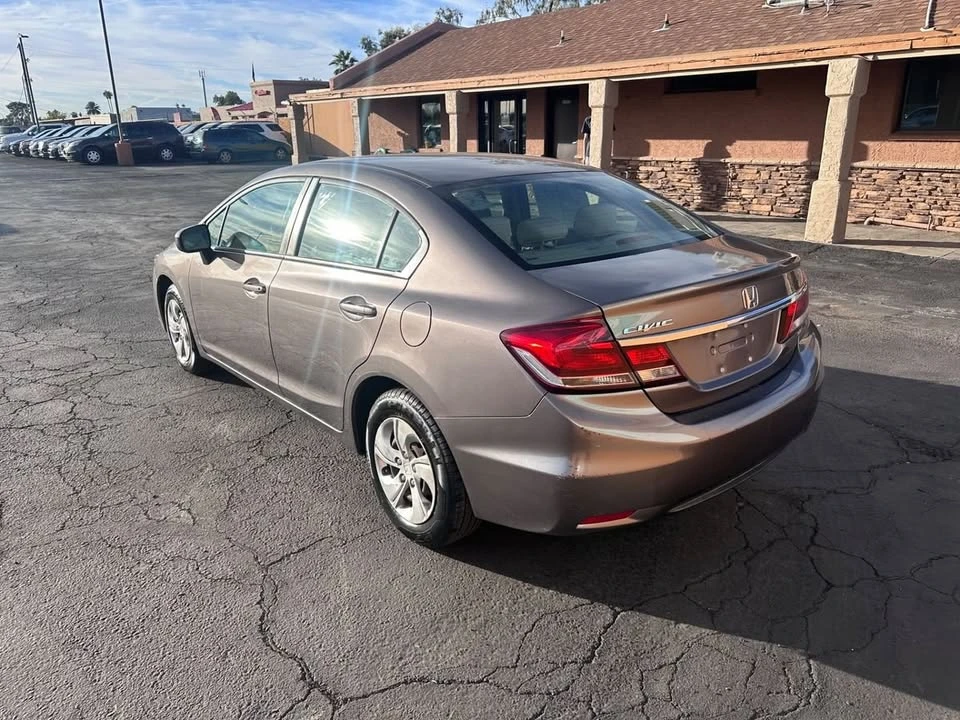 2015 Honda Civic 9th Gen - Image 8 of 15