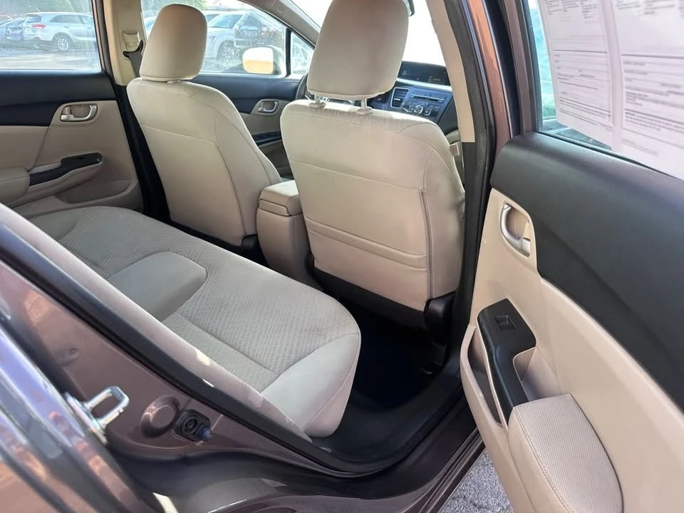 2015 Honda Civic 9th Gen - Image 14 of 15