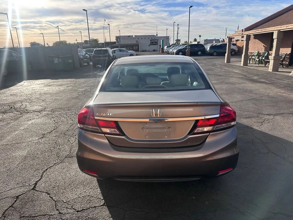 2015 Honda Civic 9th Gen - Image 7 of 15