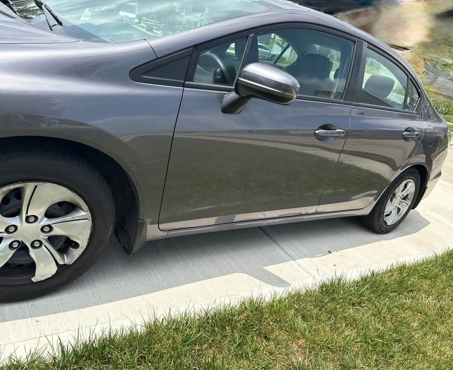 2015 Honda Civic 9th Gen - Image 4 of 8