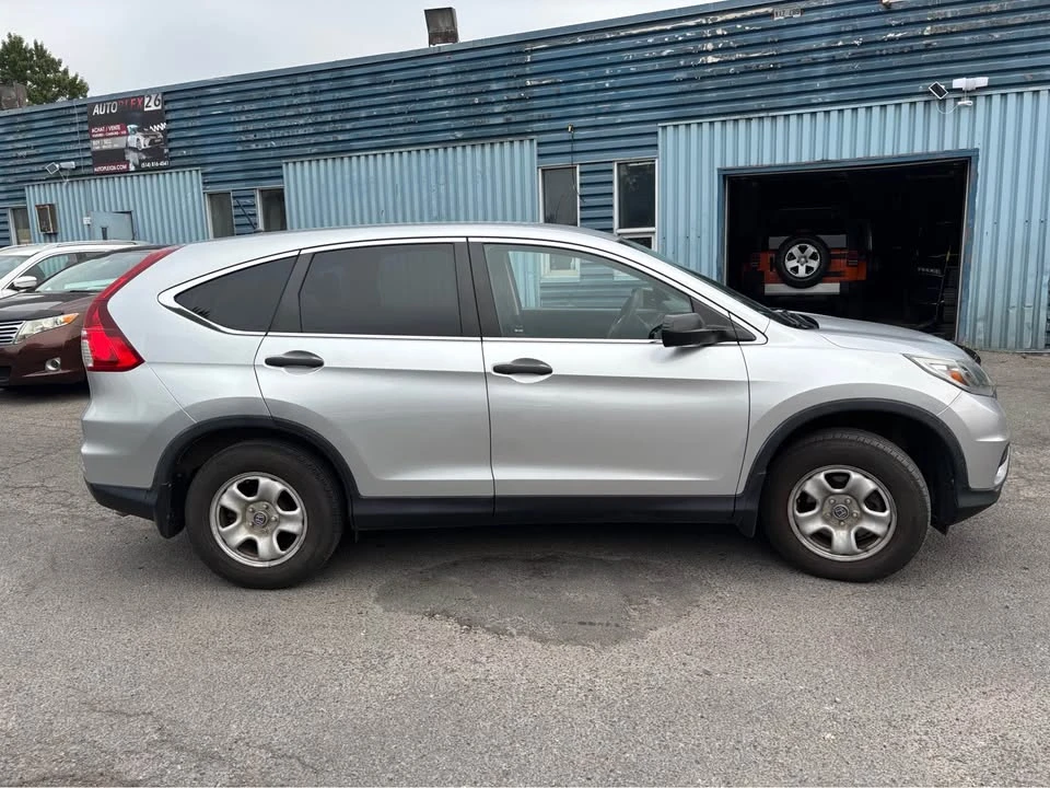 2015 Honda CR-V 4th Gen - Image 2 of 11