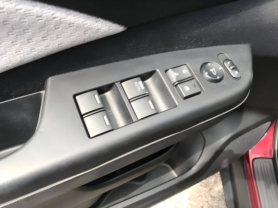 2015 Honda CR-V 4th Gen - Image 12 of 20