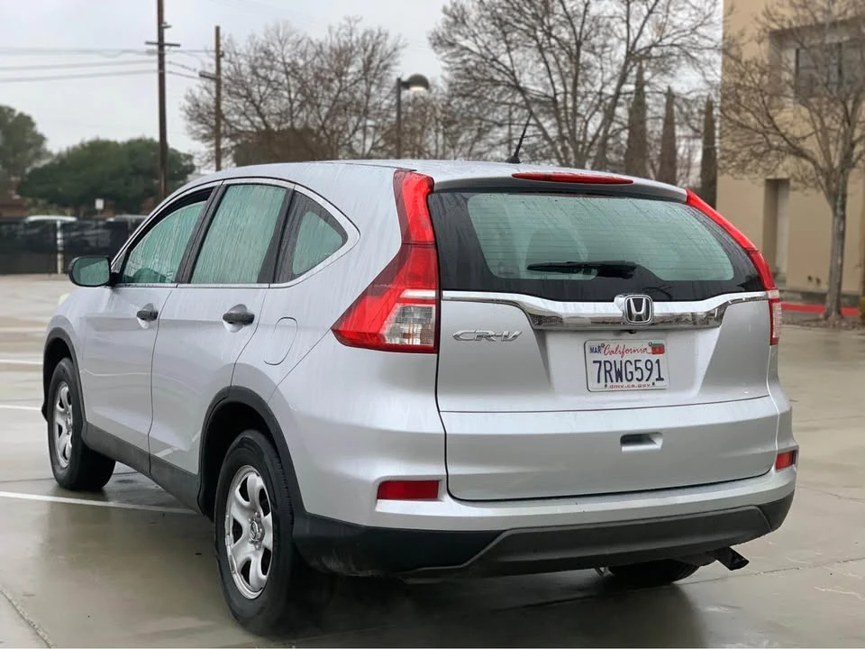 2015 Honda CR-V 4th Gen - Image 3 of 11