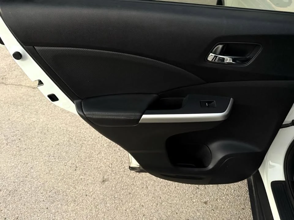 2015 Honda CR-V 4th Gen - Image 17 of 20