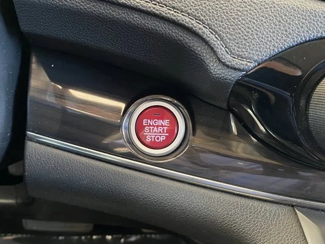 2015 Honda CR-V 4th Gen - Image 16 of 20