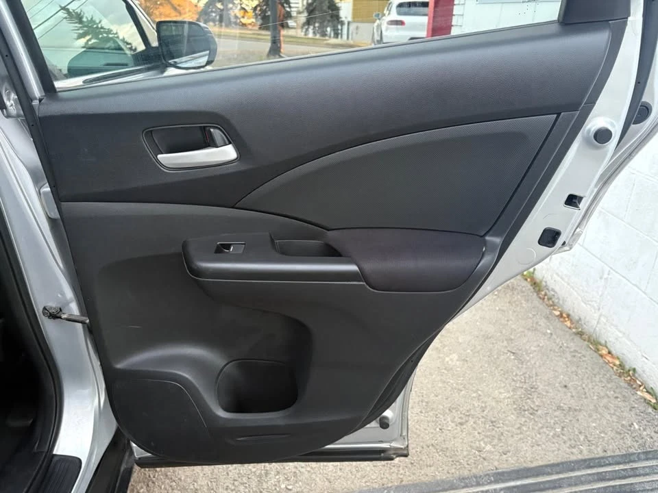 2015 Honda CR-V 4th Gen - Image 18 of 20