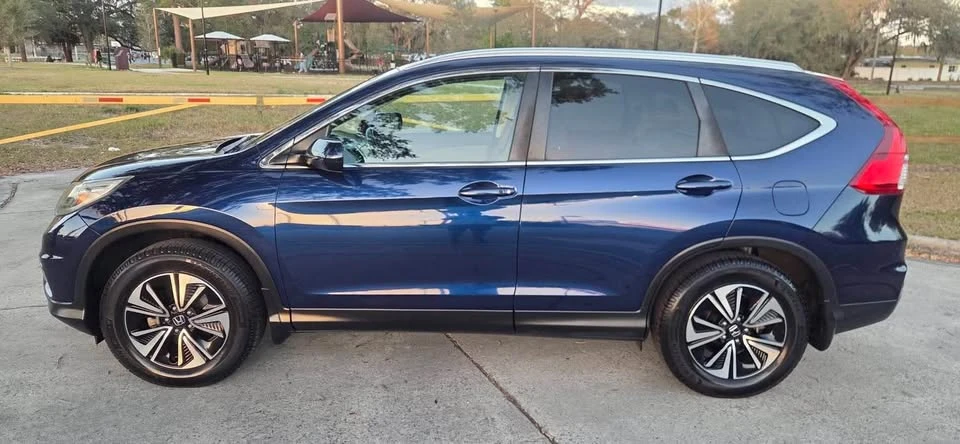 2015 Honda CR-V 4th Gen - Image 2 of 20
