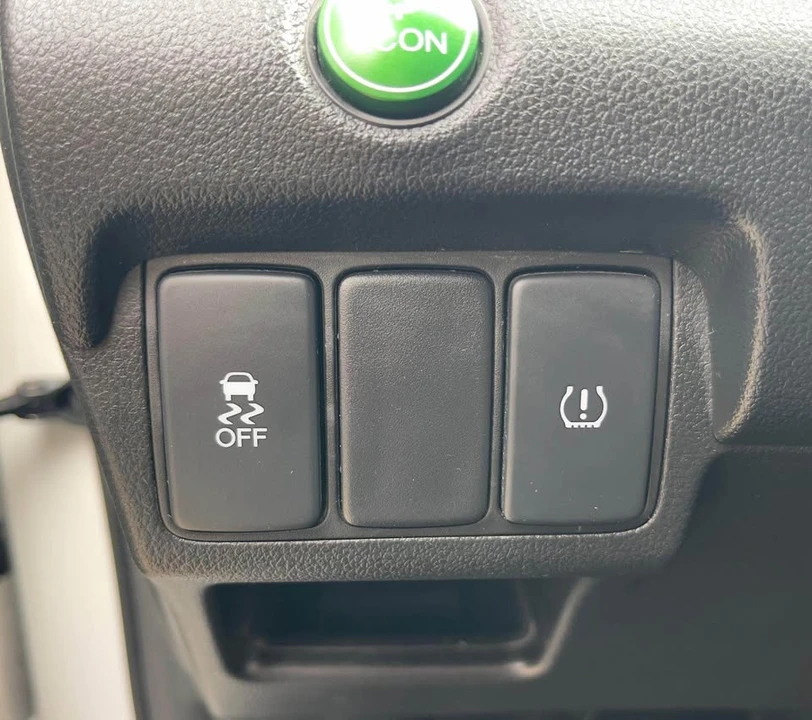 2015 Honda CR-V 4th Gen - Image 9 of 18