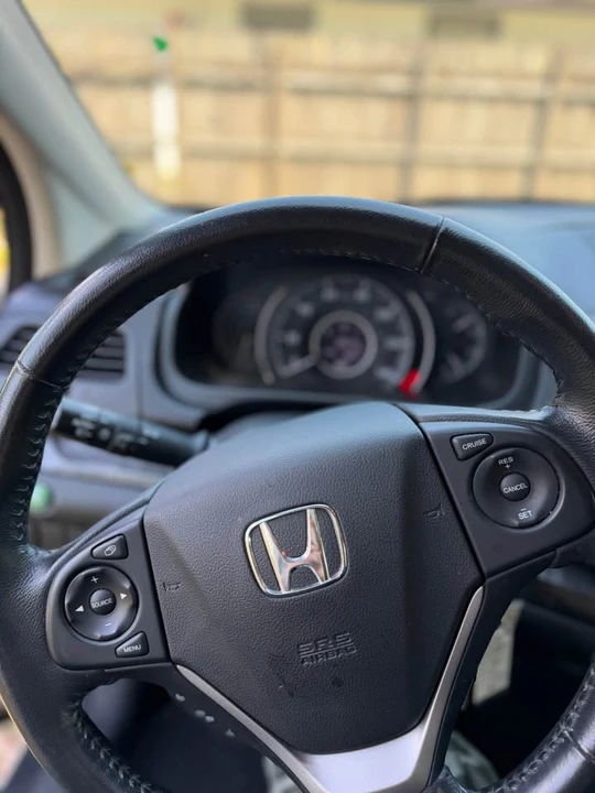 2015 Honda CR-V 4th Gen - Image 9 of 13