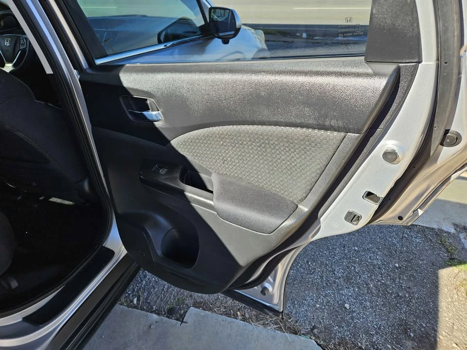 2015 Honda CR-V 4th Gen - Image 16 of 20