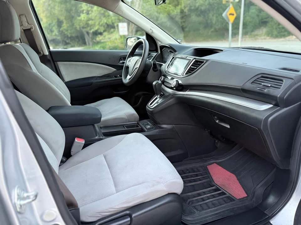 2015 Honda CR-V 4th Gen - Image 11 of 18