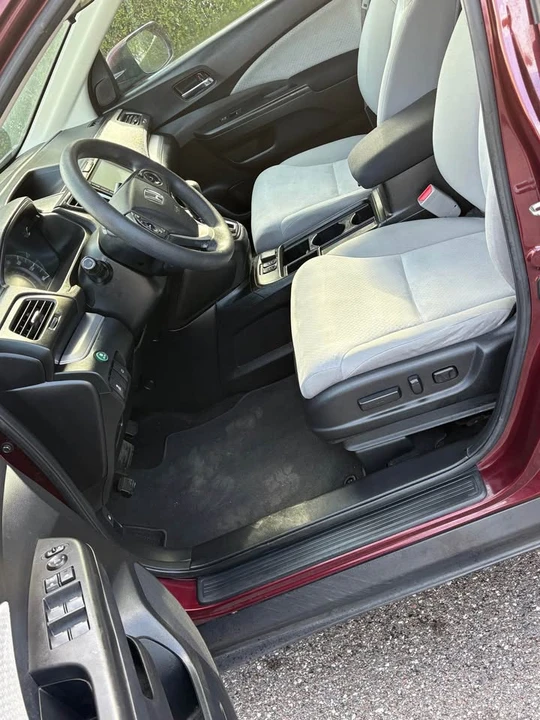 2015 Honda CR-V 4th Gen - Image 11 of 20