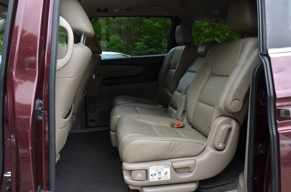 2015 Honda Odyssey - Image 8 of 14