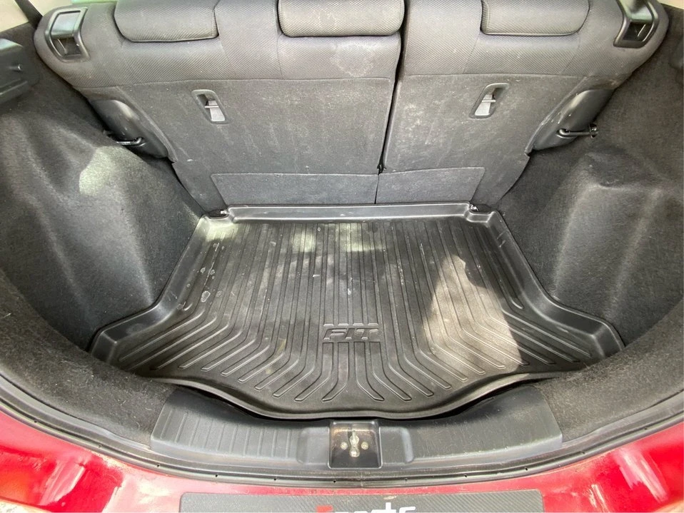 2015 Honda Fit - Image 13 of 20