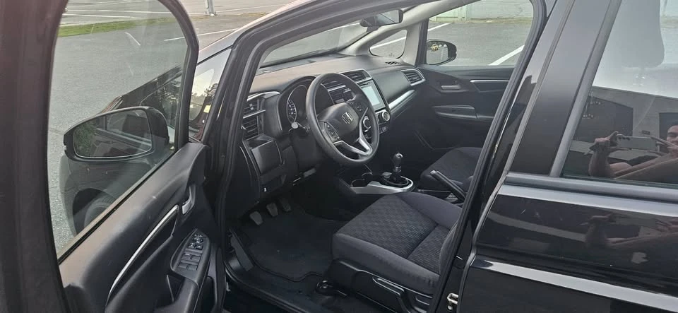 2015 Honda Fit - Image 7 of 8