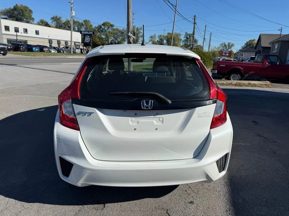 2015 Honda Fit - Image 5 of 16