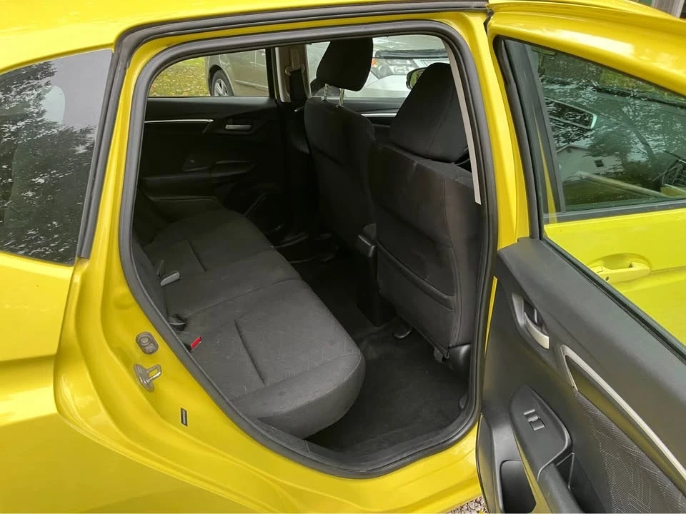 2015 Honda Fit - Image 17 of 20