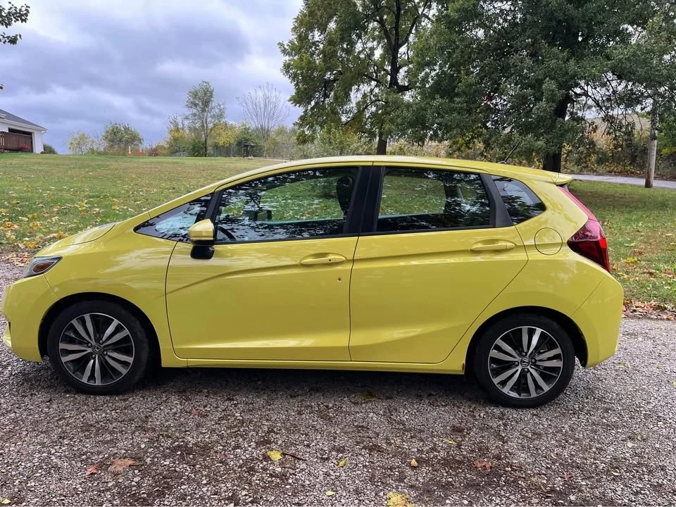 2015 Honda Fit - Image 9 of 20