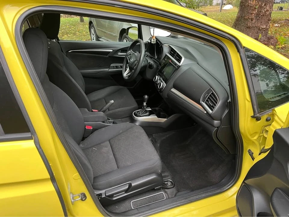 2015 Honda Fit - Image 19 of 20