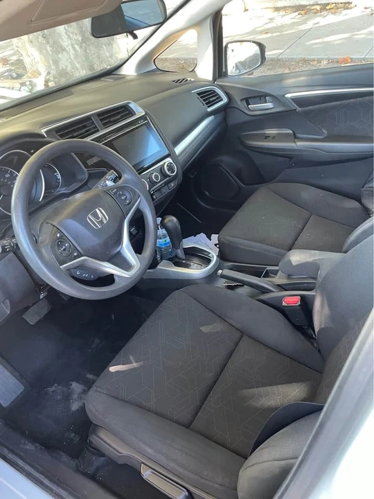2015 Honda Fit - Image 6 of 8