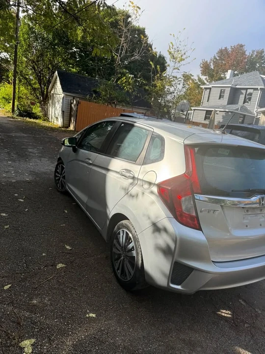 2015 Honda Fit - Image 3 of 13