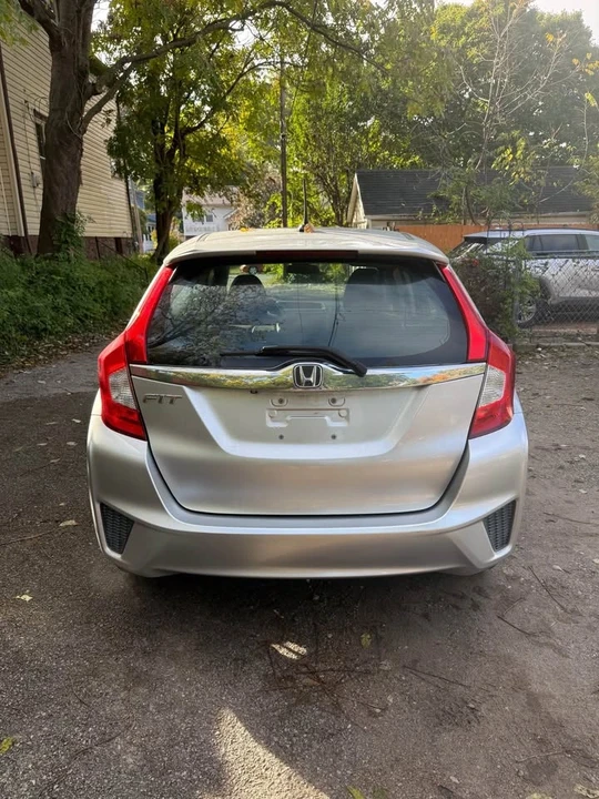2015 Honda Fit - Image 5 of 13