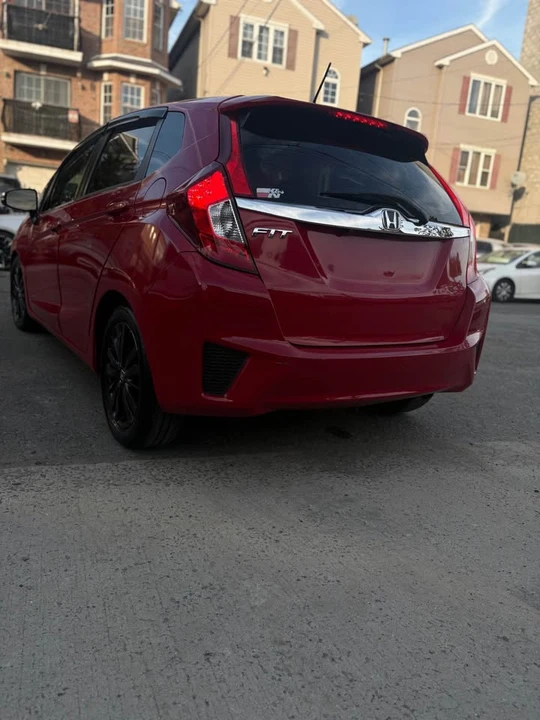2015 Honda Fit - Image 5 of 13