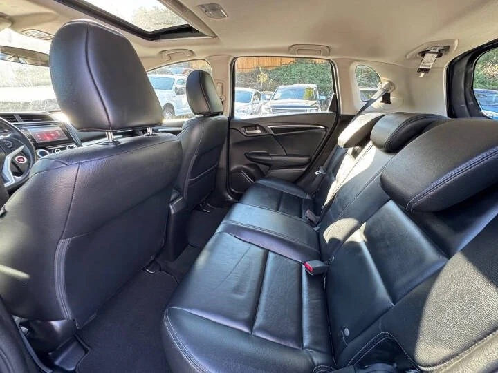 2015 Honda Fit - Image 13 of 18