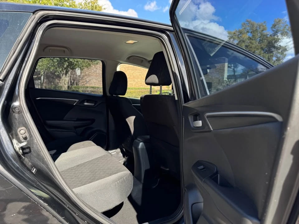 2015 Honda Fit - Image 9 of 20