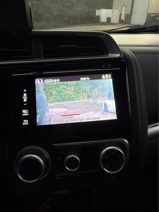 2015 Honda Fit - Image 13 of 18