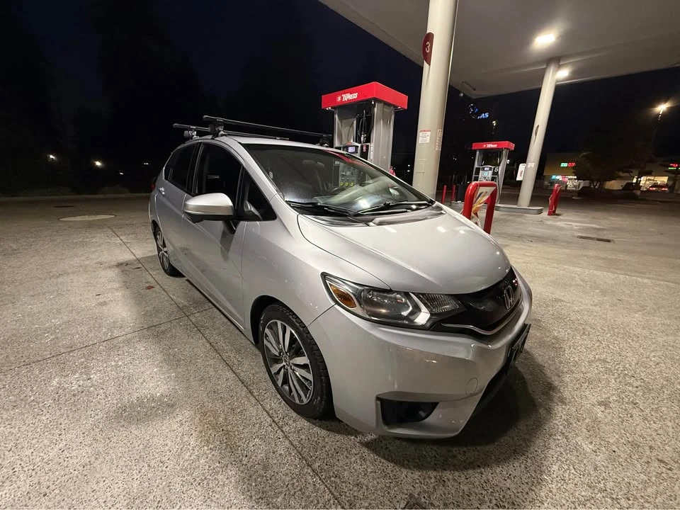 2015 Honda Fit - Image 2 of 9
