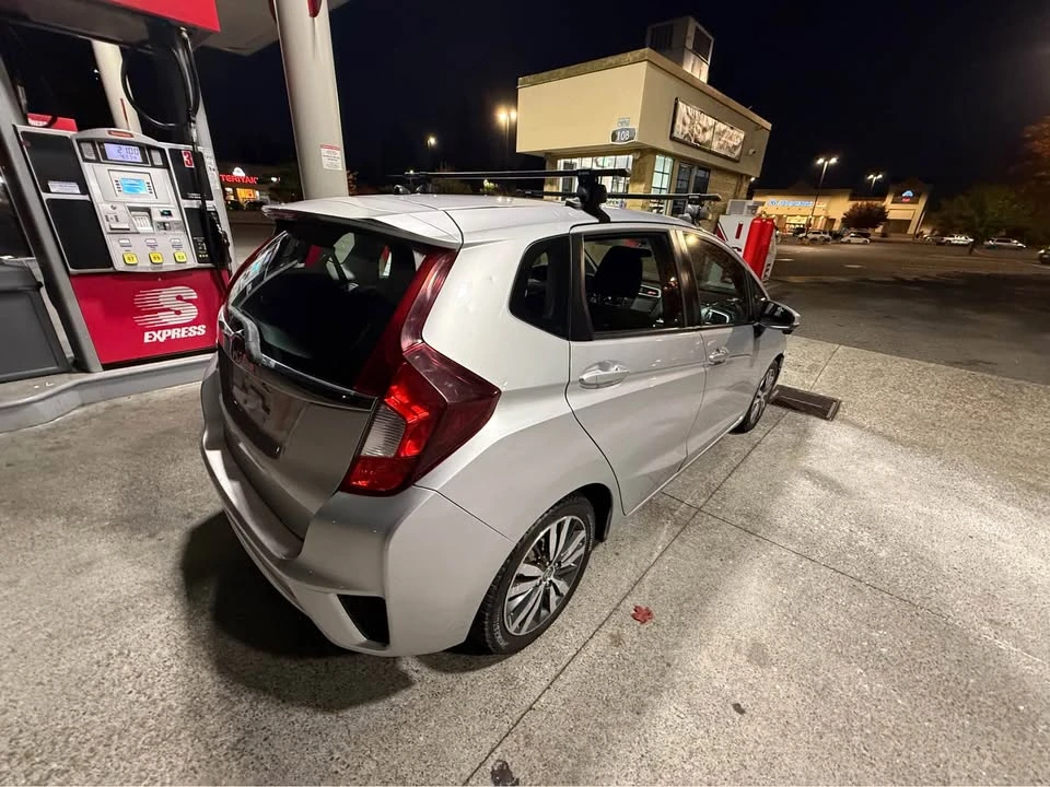2015 Honda Fit - Image 4 of 9